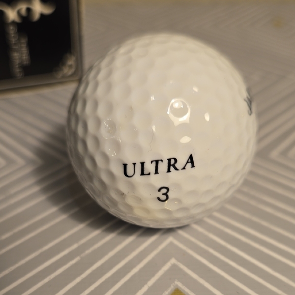 NEW Jack Daniel's Wilson 90 Compression Ultra Competition #3 Golf Balls 3 Pack - Picture 5 of 5